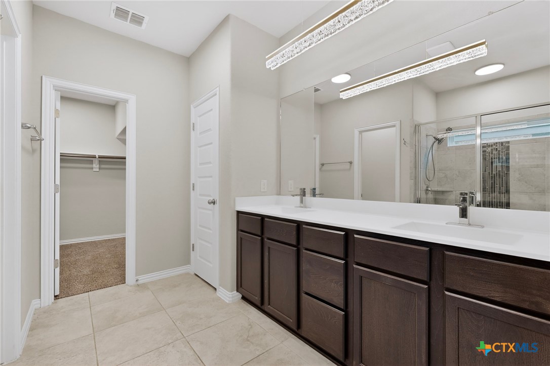 1239 Loma Ranch Property Photo 21