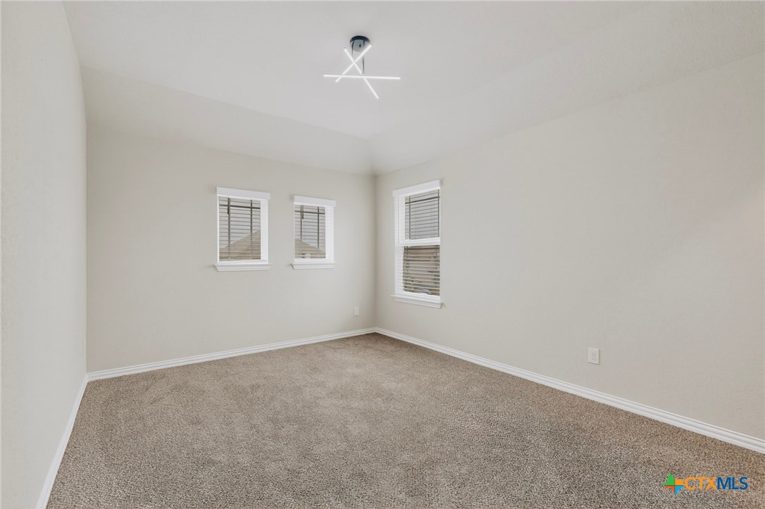 1239 Loma Ranch Property Photo 24