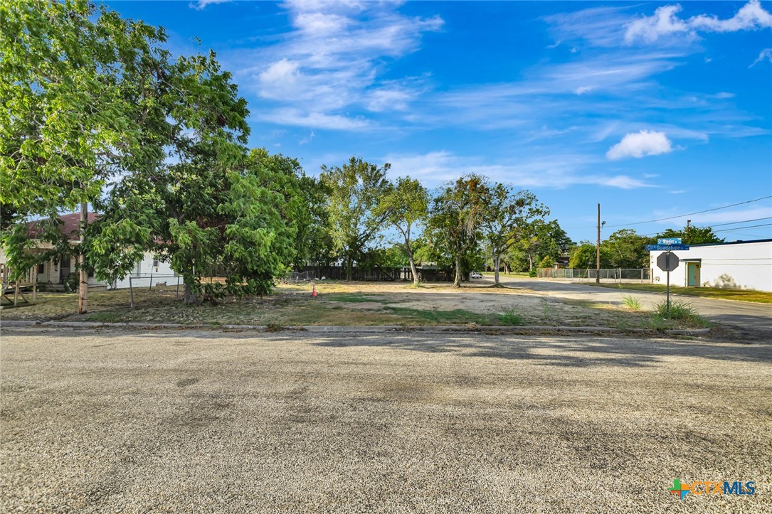 308 E Guadalupe Street Property Photo 15