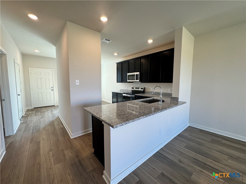 429 Presley Drive Property Photo 4