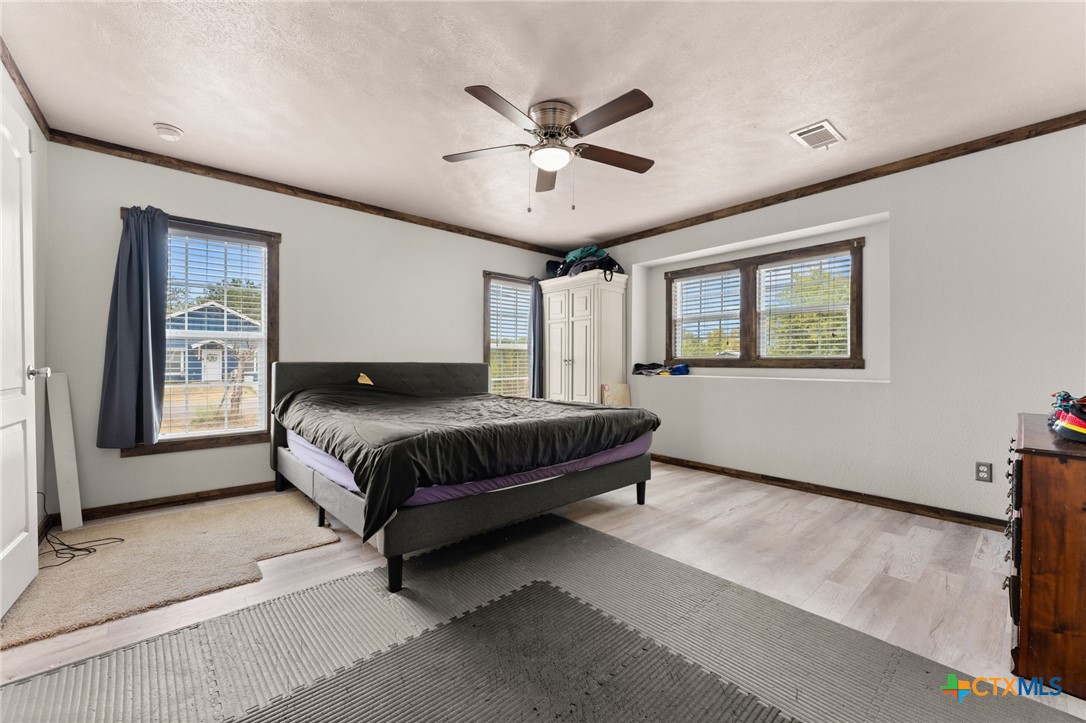 204 Rogers Street Property Photo 8
