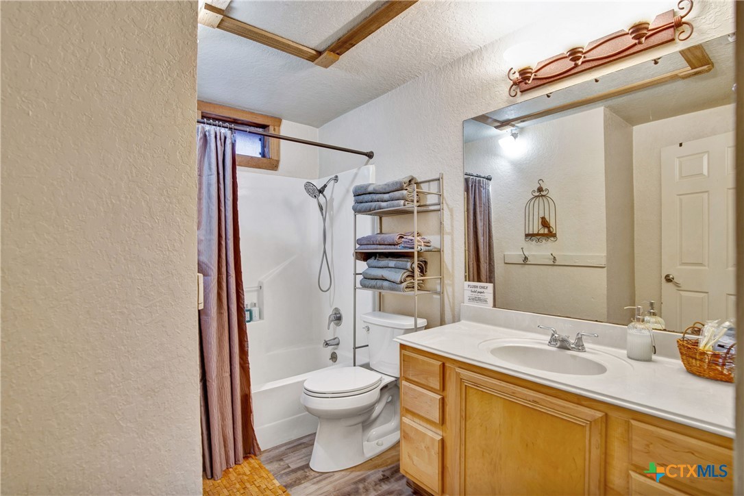 818 Fawn River Drive Property Photo 18
