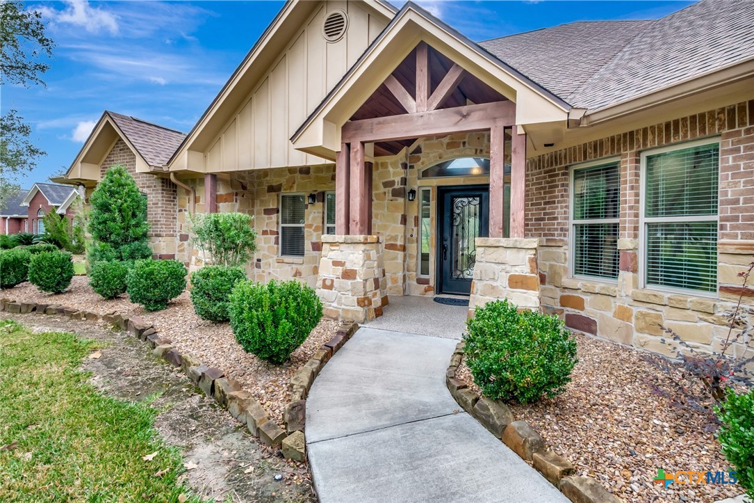 249 Post Oak Bend Property Photo 1
