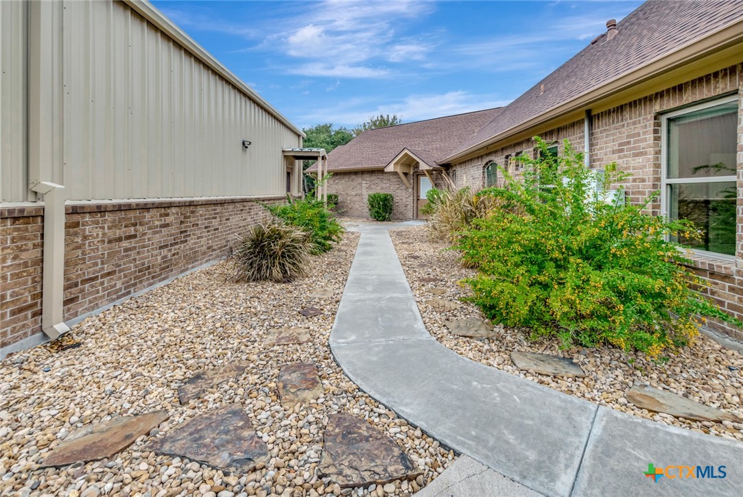 249 Post Oak Bend Property Photo 25