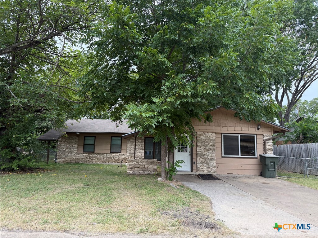 615 Bishop Drive Property Photo 1