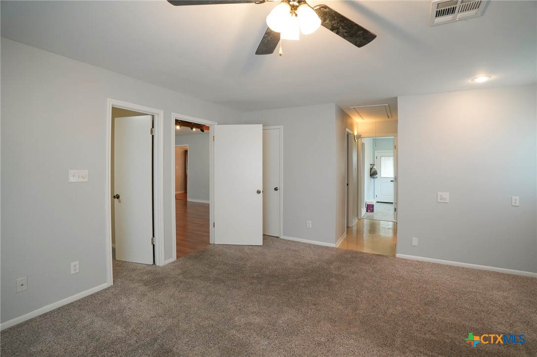 214 South Street Property Photo 9