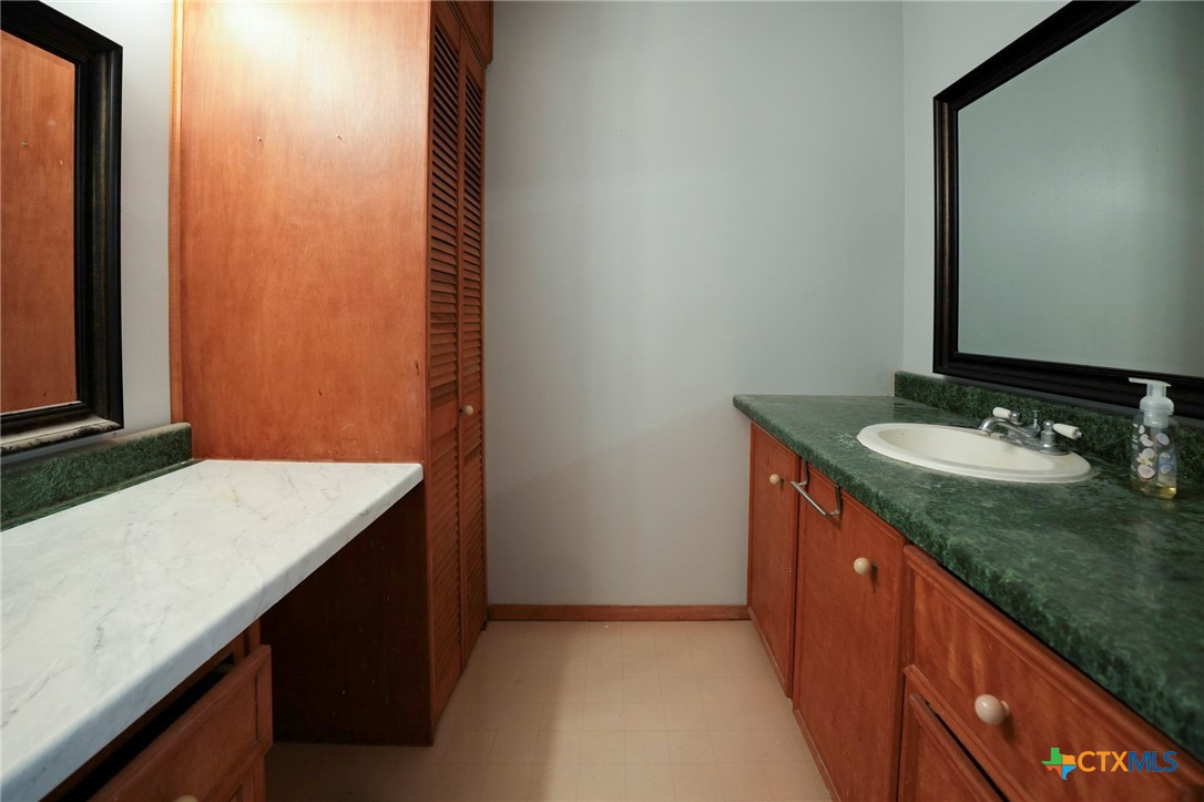 214 South Street Property Photo 14