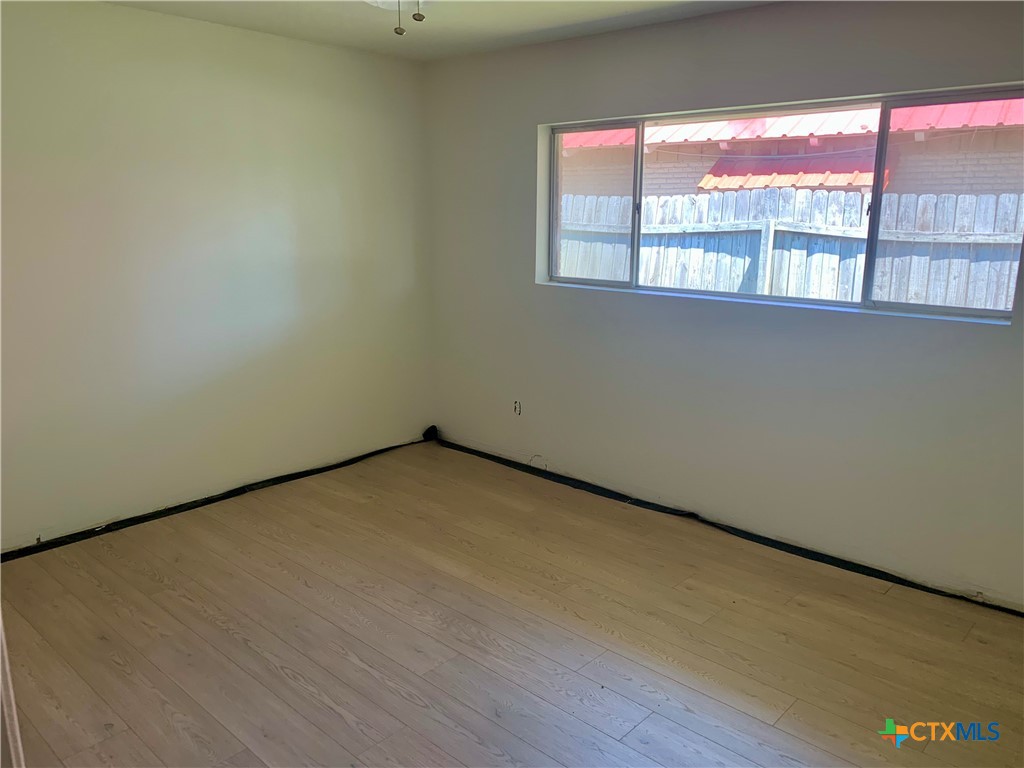 2202 E Loma Vista Avenue Property Photo 16
