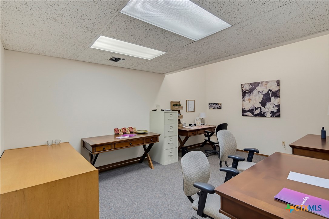 111 E Gonzales Street Property Photo 33