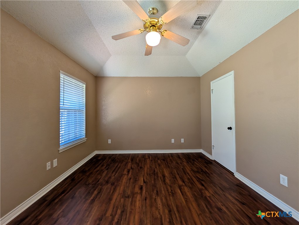 1644 W County Line Road Property Photo 23