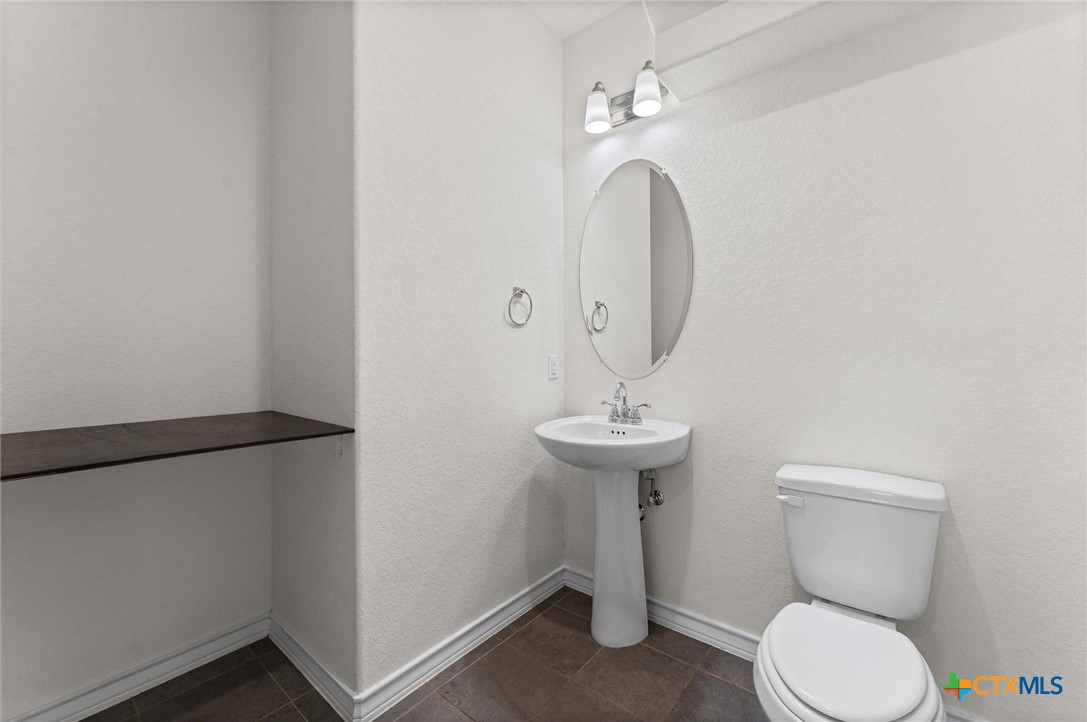 1130 Twin Deer Lane Property Photo 12