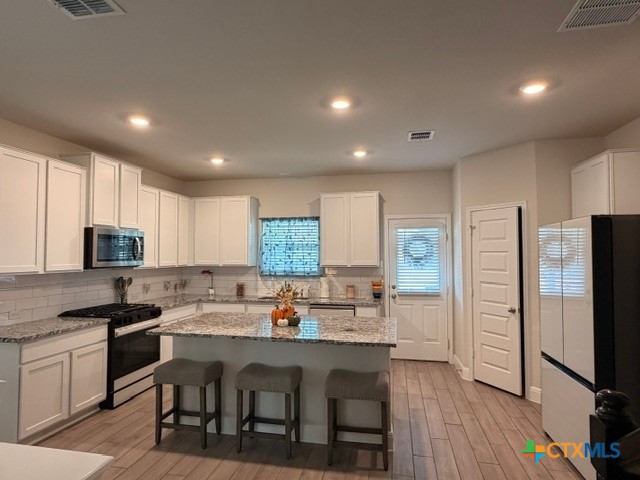 29511 Autumn Copper Property Photo 3