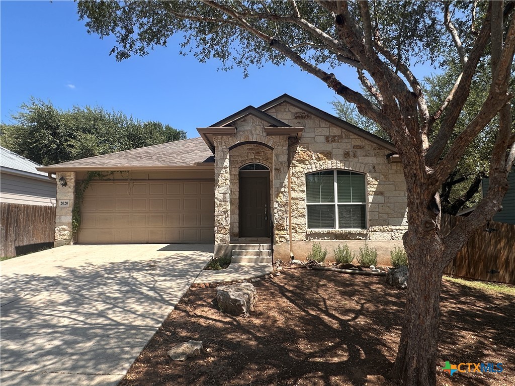 2020 Meadow View Drive Property Photo 2