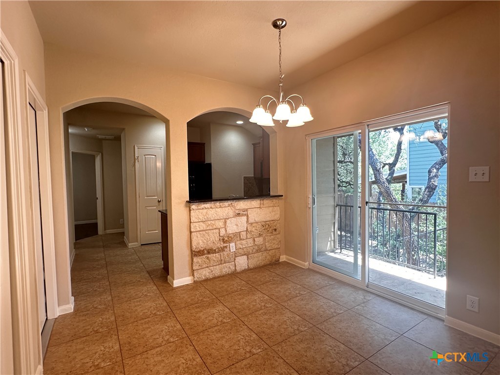 2020 Meadow View Drive Property Photo 6