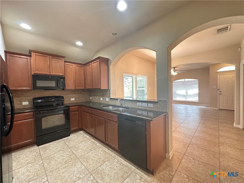 2020 Meadow View Drive Property Photo 10