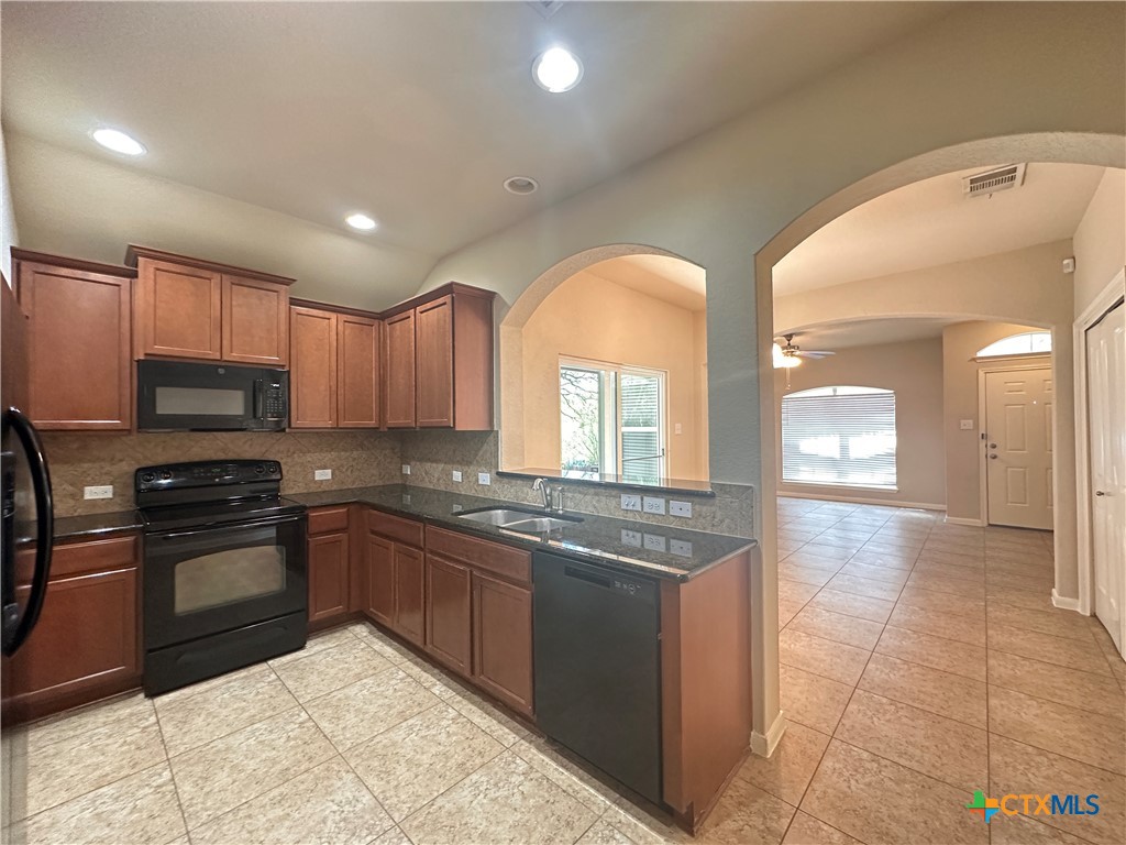 2020 Meadow View Drive Property Photo 11