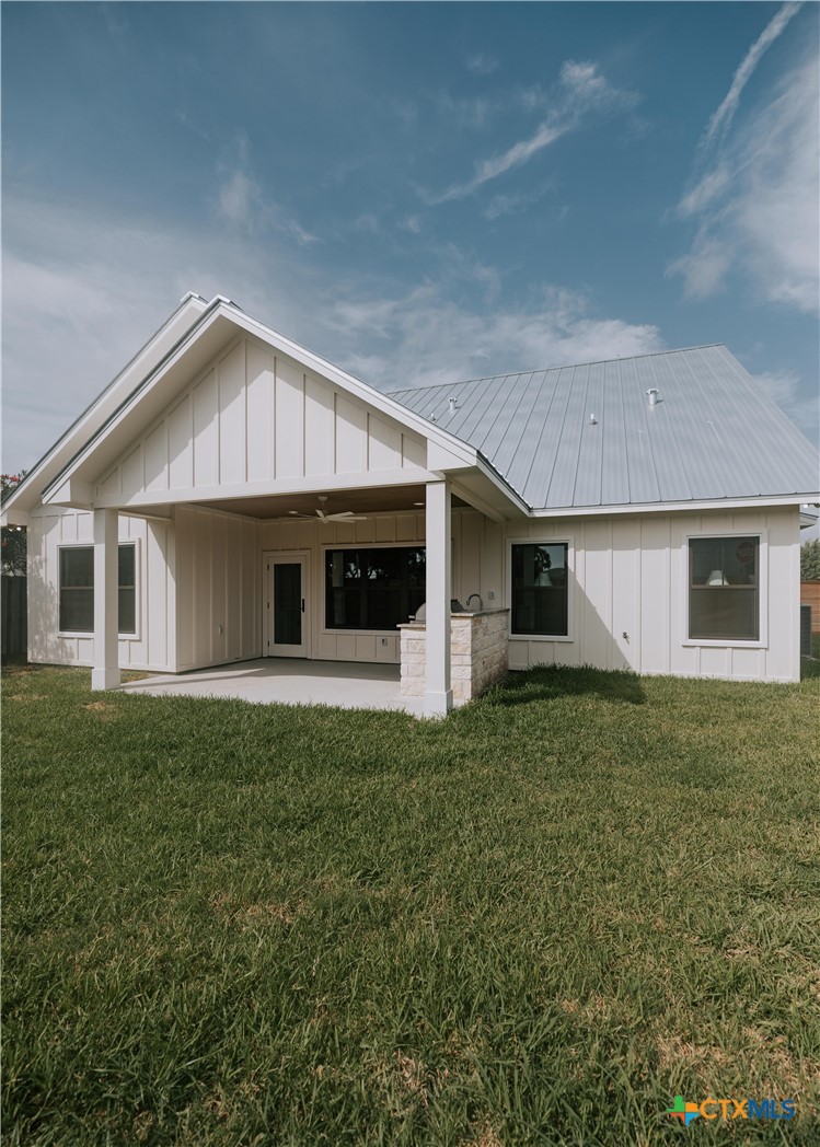 2717 Lakeview Drive Property Photo 28