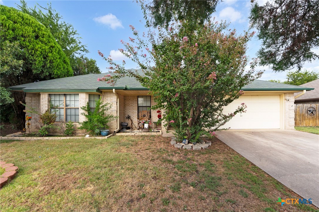 4804 Acorn Creek Trail Property Photo 1