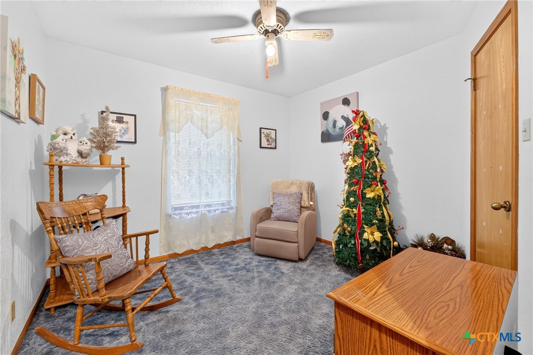 4804 Acorn Creek Trail Property Photo 12