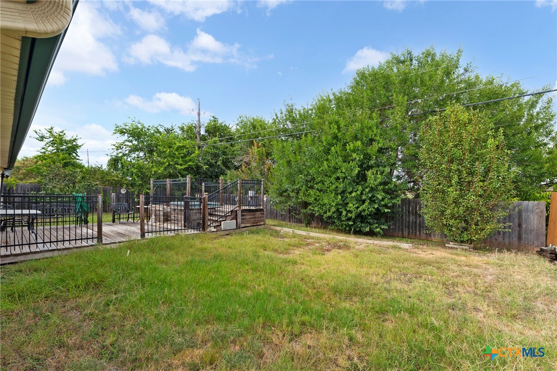 4804 Acorn Creek Trail Property Photo 22