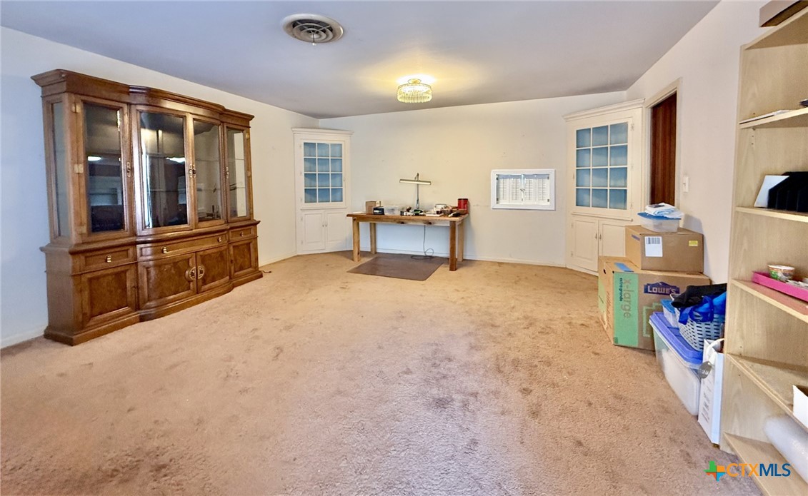 308 Louise Street Property Photo 17