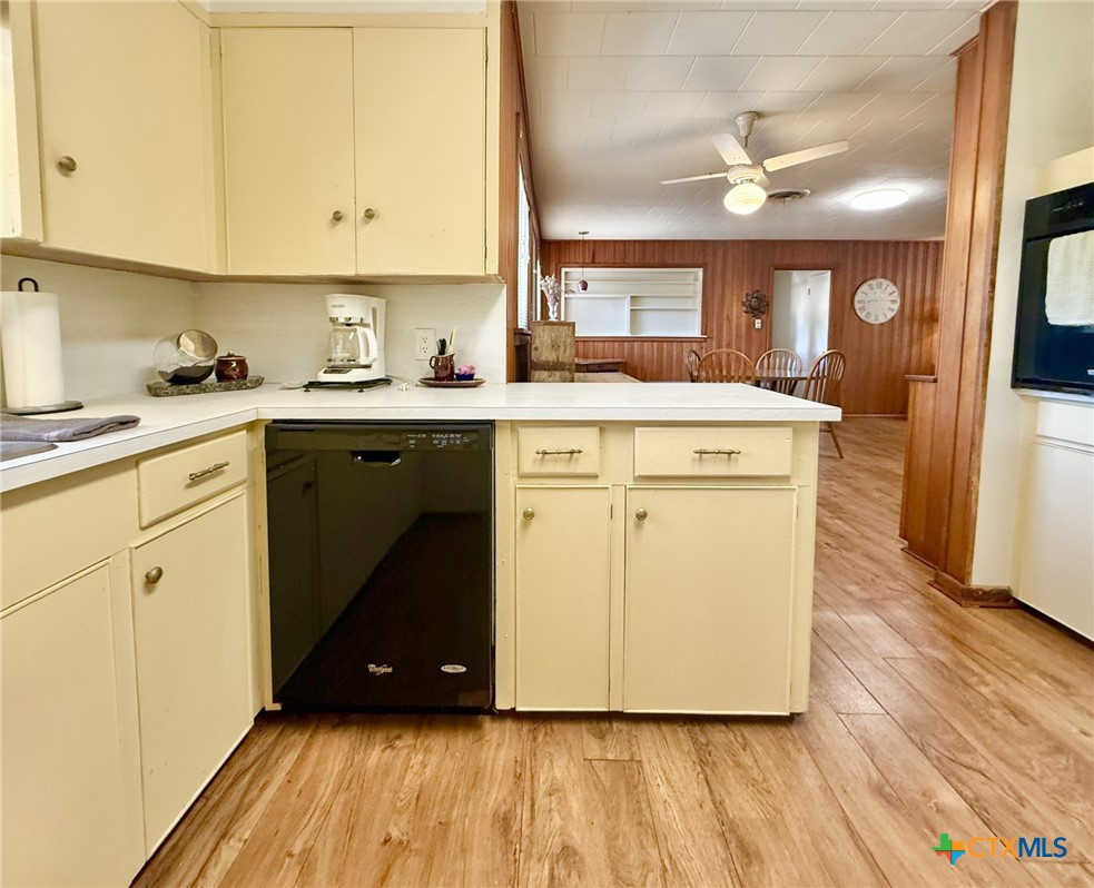 308 Louise Street Property Photo 25