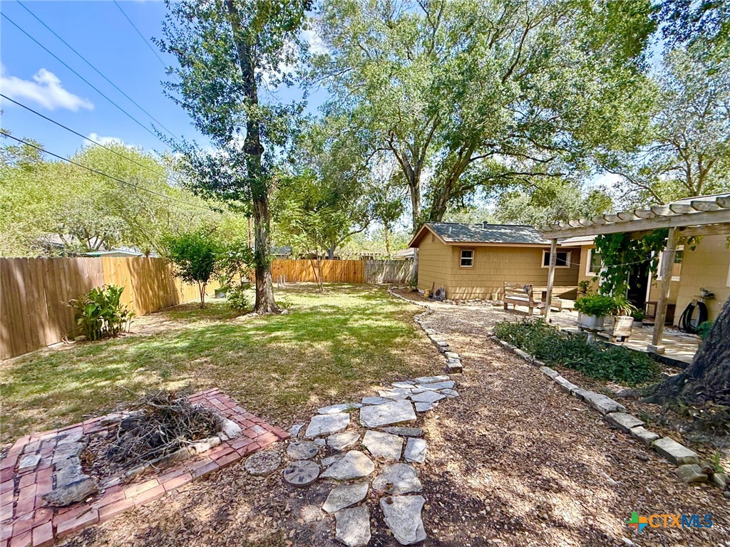 308 Louise Street Property Photo 43