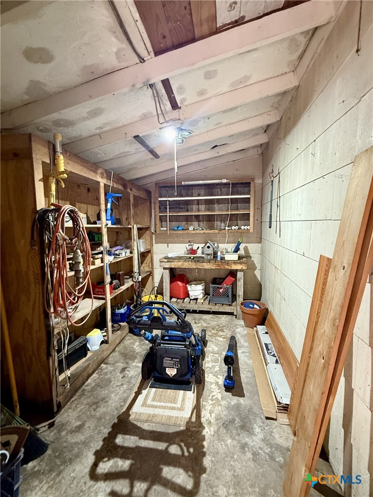 308 Louise Street Property Photo 46
