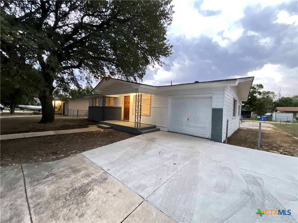 2018 Sherman Street Property Photo 2
