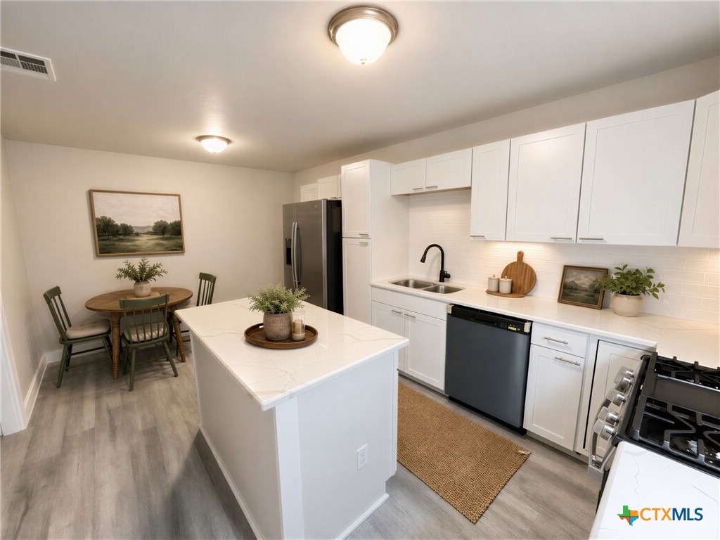 2018 Sherman Street Property Photo 6