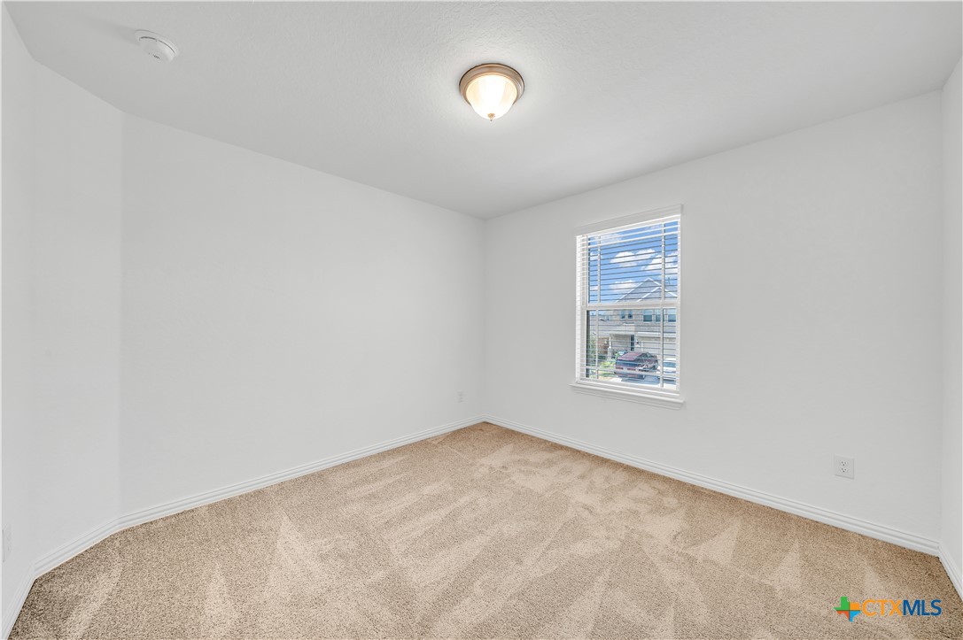 2050 Egret Avenue Property Photo 13