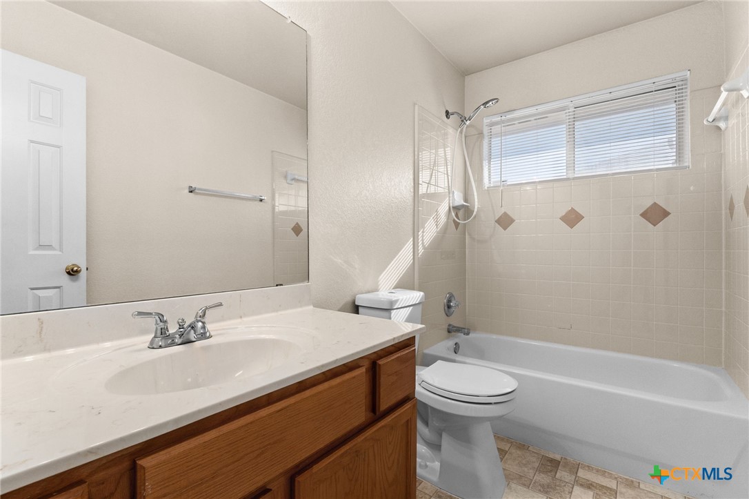 211 Sims Ridge Drive Property Photo 13