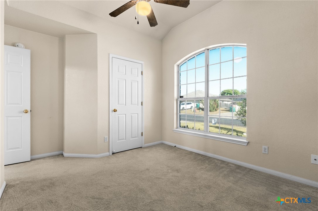 211 Sims Ridge Drive Property Photo 14
