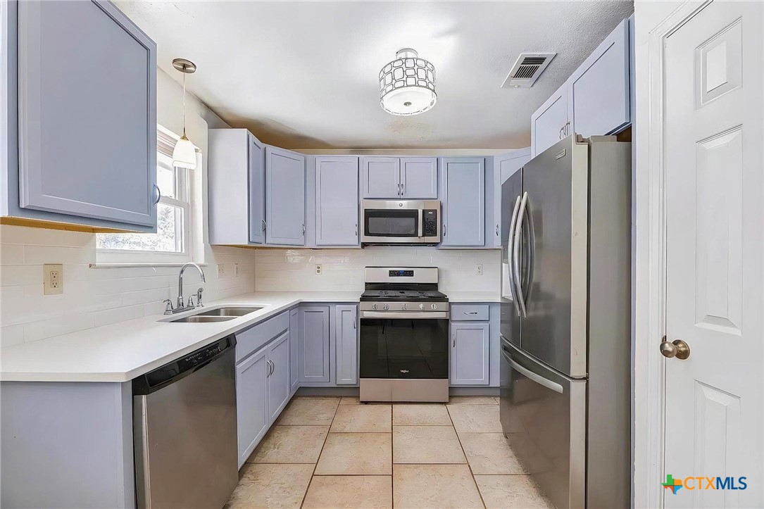 4804 Canyon Circle Property Photo 4