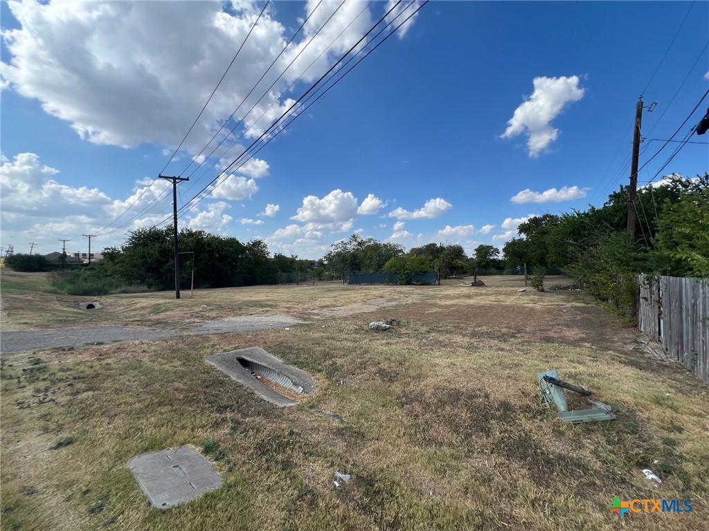 4401 W Stan Schlueter Loop Property Photo 1