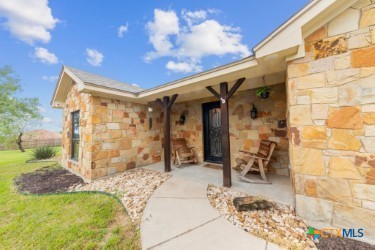 770 County Road 3371 Property Photo 1