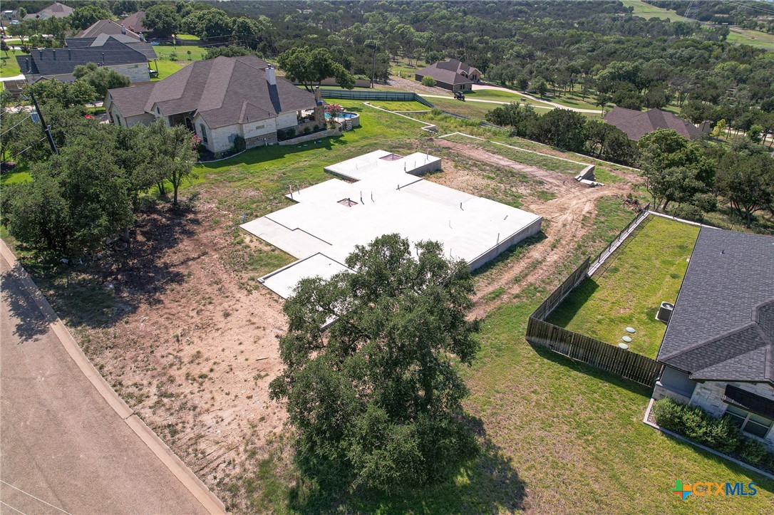 439 Presa Drive Property Photo 1