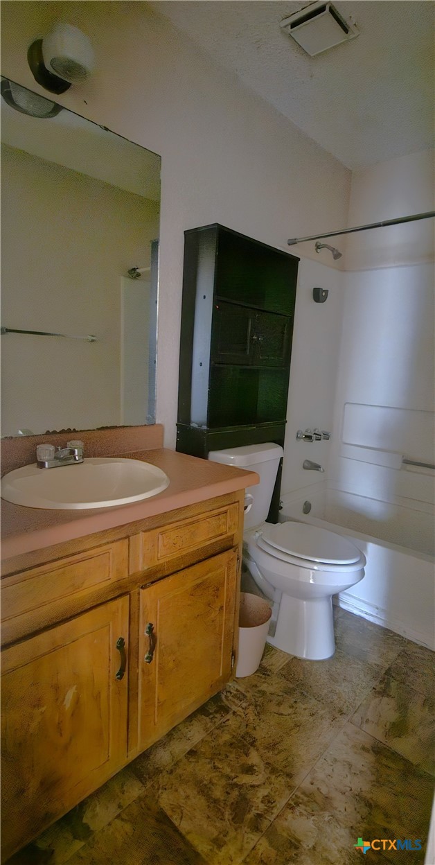 306 Erby Avenue C Property Photo 10