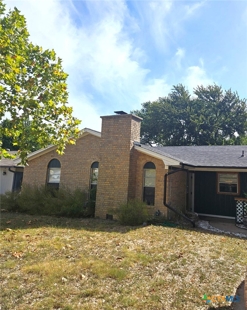 1519 Indian Trail Property Photo 2