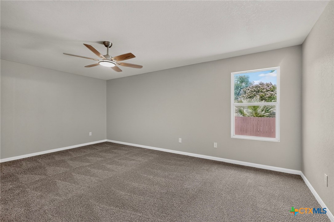 120 Evening Breeze Property Photo 16