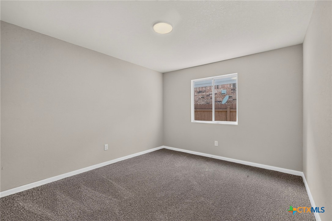 120 Evening Breeze Property Photo 22
