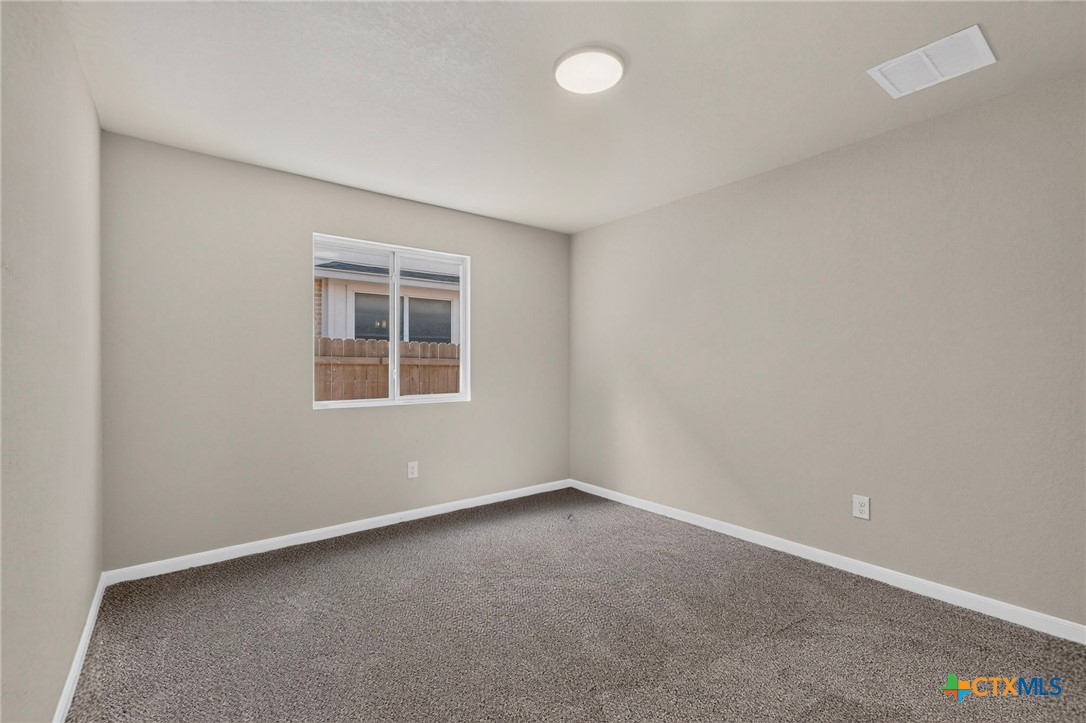 120 Evening Breeze Property Photo 23