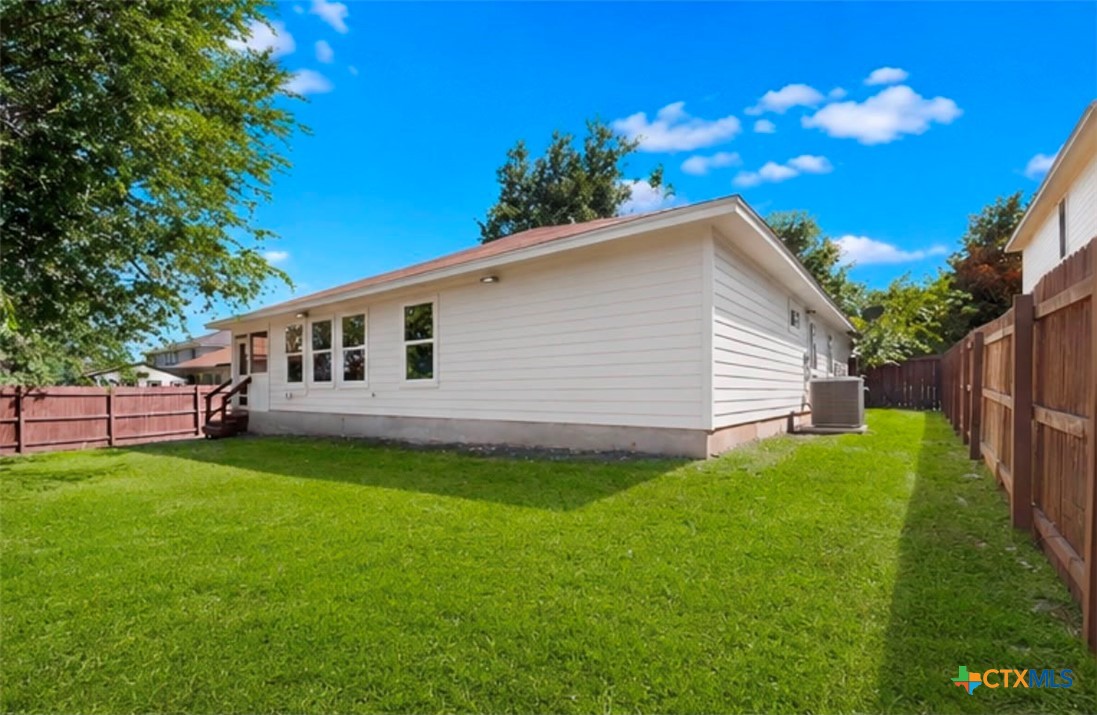 120 Evening Breeze Property Photo 37