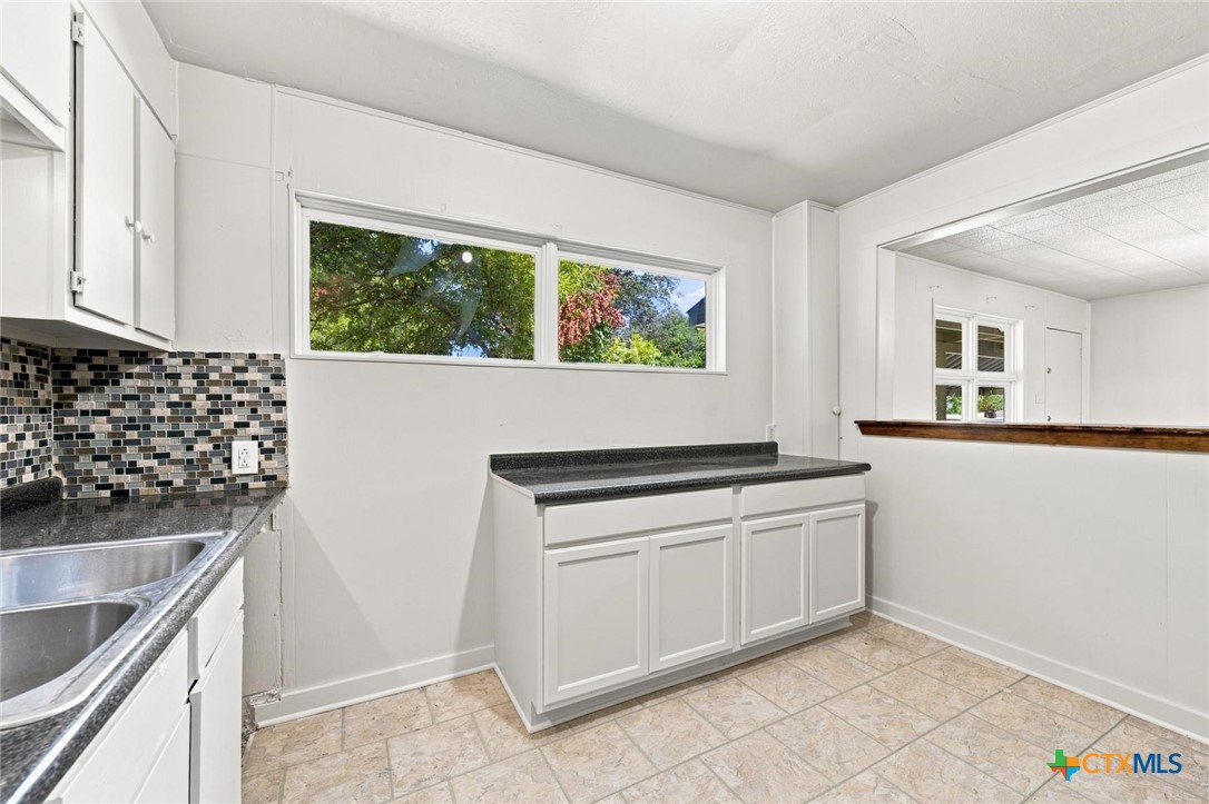1319 S 37th Street Property Photo 11