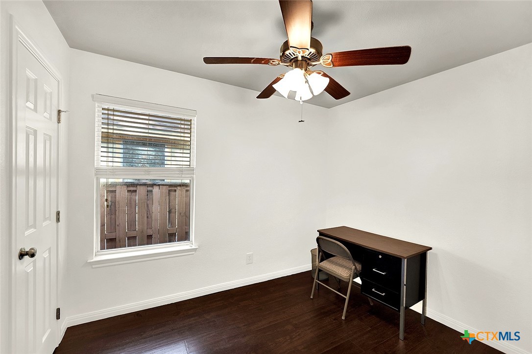 301 Armstrong Street Property Photo 18