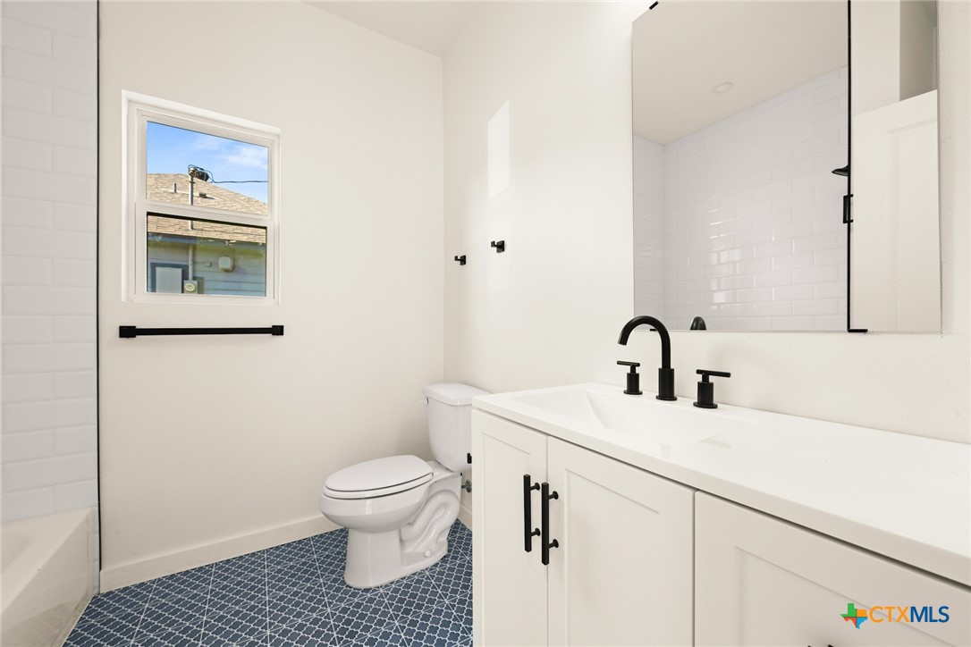 2502 Cross Timber Drive Property Photo 19