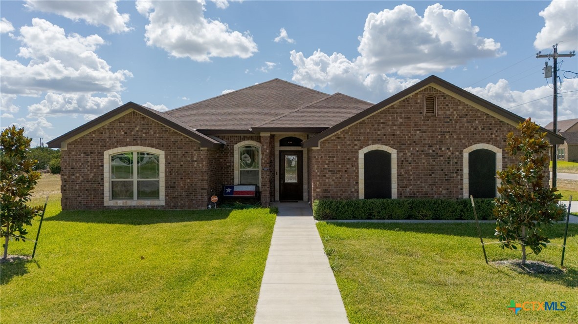 300 Martin Drive Property Photo 1