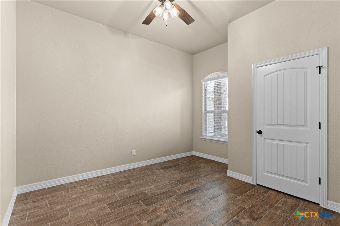 300 Martin Drive Property Photo 9