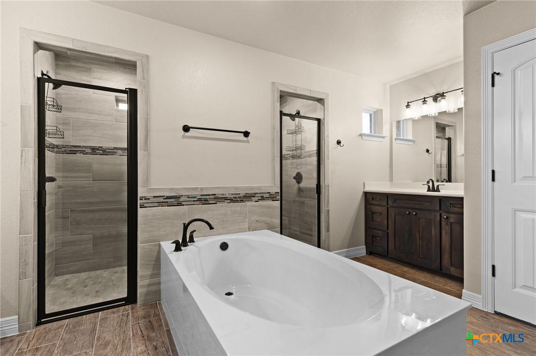 300 Martin Drive Property Photo 12