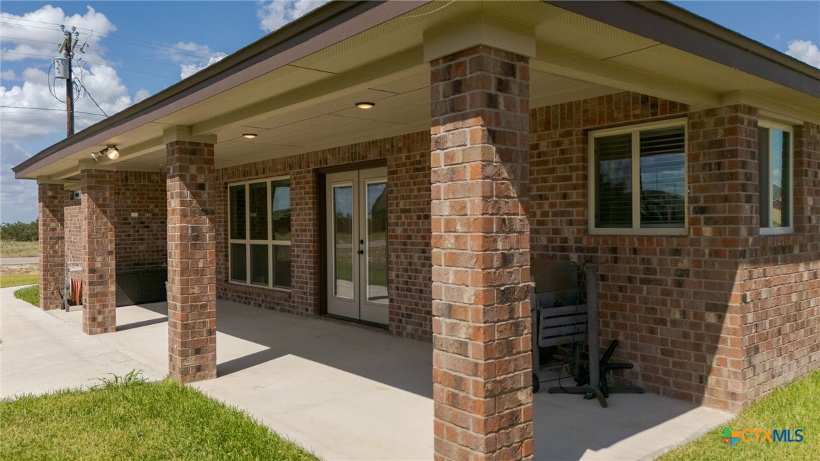300 Martin Drive Property Photo 19
